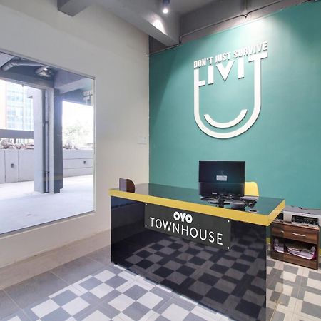 Méribel Village Super Oyo Townhouse 1237 Balewadi酒店 外观 照片